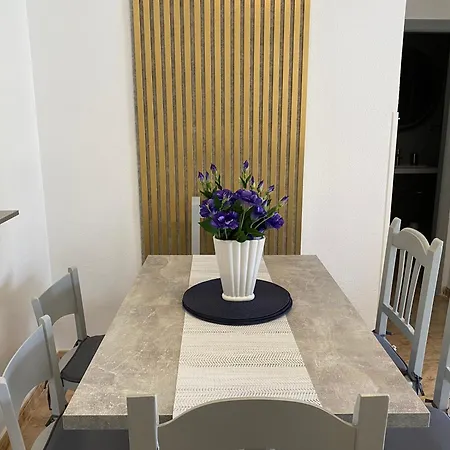 079 Nabila Apartment *